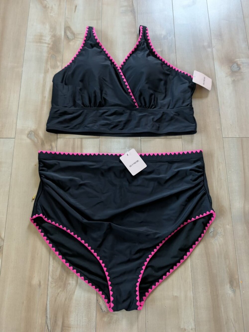 NWT BloomChic 3X 22-24 Black Pink Trim High Waist Bikini Swimsuit Set
